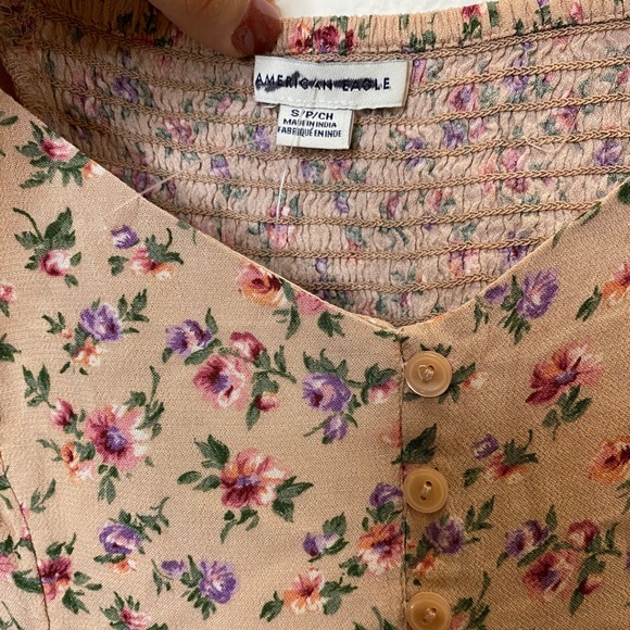 American Eagle Floral Top - Picture 3 of 4